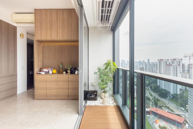 Echelon Condominium For Sale at S$ 2,400,000 | PropertyGuru Singapore - Balcony