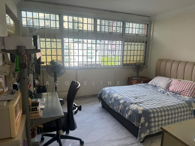 131 Clarence Lane, 131 Clarence Lane, 4 Bedrooms, 1,310 sqft, HDB Flat For Sale, by Jacqueline Lee, 500064650 - Bedroom - PropertyGuru.com.sg