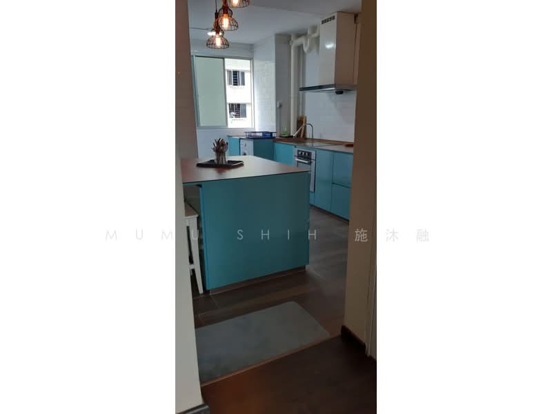 826 Jurong West Street 81 HDB Flat For Sale at S$ 540,000 | PropertyGuru Singapore - Kitchen
