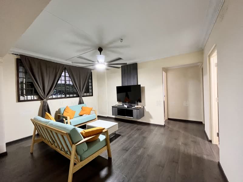 826 Jurong West Street 81, 826 Jurong West Street 81, 3 Bedrooms, 1,001 sqft, HDB Flat For Sale, by Mumu Shih 施沐融, 500064654 - Living Room - PropertyGuru.com.sg