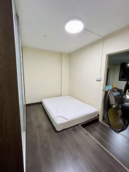 826 Jurong West Street 81, 826 Jurong West Street 81, 3 Bedrooms, 1,001 sqft, HDB Flat For Sale, by Mumu Shih 施沐融, 500064654 - PropertyGuru.com.sg