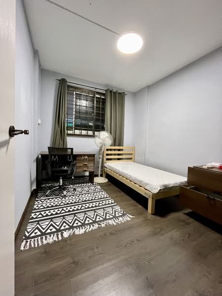 826 Jurong West Street 81, 826 Jurong West Street 81, 3 Bedrooms, 1,001 sqft, HDB Flat For Sale, by Mumu Shih 施沐融, 500064654 - PropertyGuru.com.sg