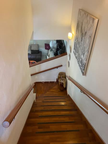 Siglap | Freehold | Corner Terrace | Dual Entrance Corner Terrace For Sale at S$ 5,500,000 | PropertyGuru Singapore - Interior