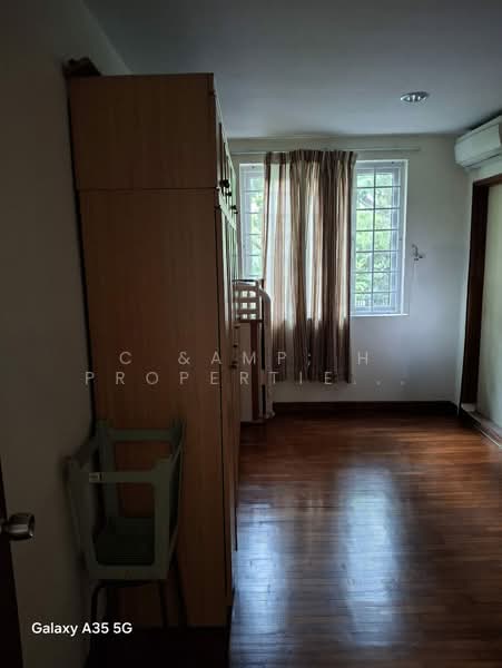 Eng Kong Crescent, Eng Kong Crescent, Room Rental, 250 sqft, Semi-Detached House For Rent, by CHERLYN, 500064673 - Bedroom - PropertyGuru.com.sg