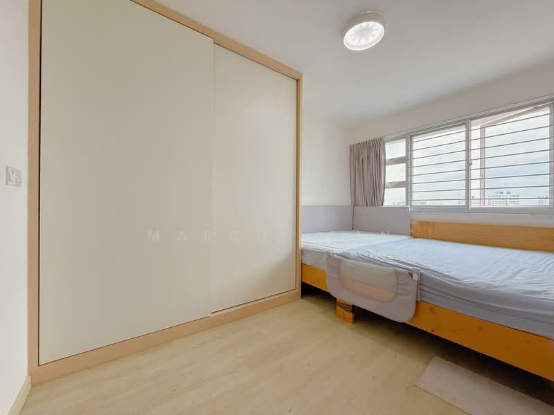 455A Ang Mo Kio Street 44 HDB Flat For Sale at S$ 678,000 | PropertyGuru Singapore - Bedroom