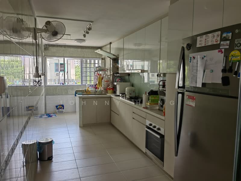 30 Jalan Bahagia, 30 Jalan Bahagia, Room Rental, 150 sqft, HDB Flat For Rent, by Johnny Heng, 500064684 - Kitchen - PropertyGuru.com.sg