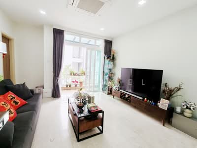 For Sale - Freehold 3 Bedroom 2 Bathroom With Utility Condo (The Morning Glory) Near Nex Mall & Kovan MRT