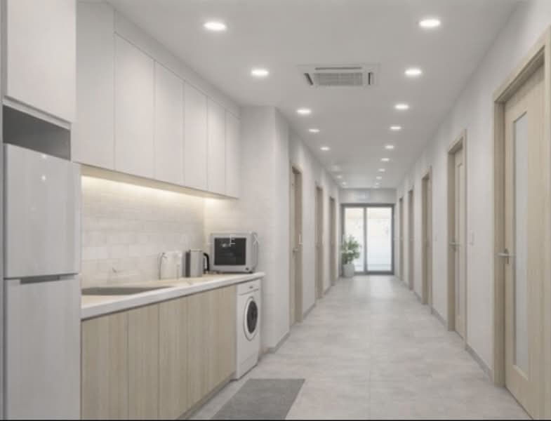 Freehold shophouse, busy part of Changi, high rental yield, , Studio, 1,370 sqft, Shophouse For Sale, by Alex Lim, 500064701 - Corridor - PropertyGuru.com.sg