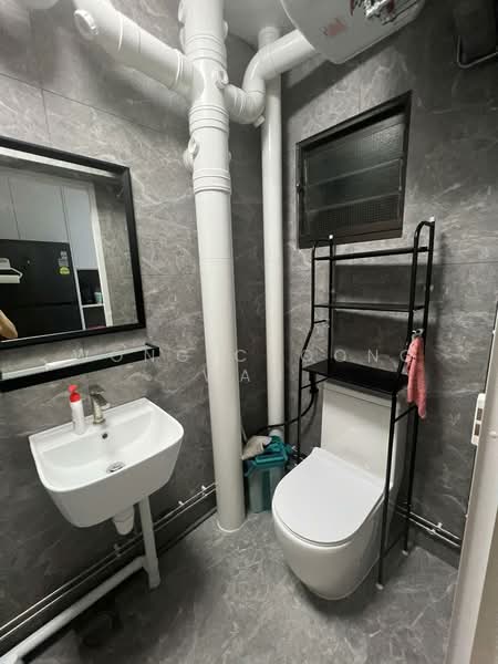 655B Jurong West Street 61, 655B Jurong West Street 61, Room Rental, 140 sqft, HDB Flat For Rent, by Wong Choong Wah, 500064704 - Bathroom - PropertyGuru.com.sg