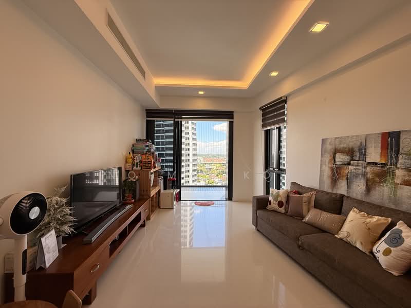 d'Leedon (Former Farrer Court), 13 Leedon Heights, 3 Bedrooms, 1,722 sqft, Condominium For Rent, by Norman Koh, 500064708 - Living Room - PropertyGuru.com.sg