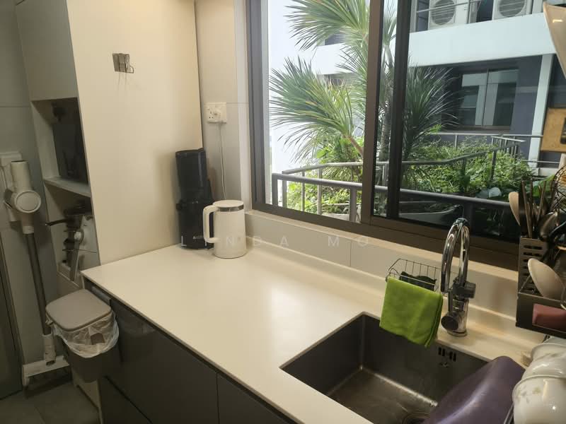 The Tre Ver Condominium For Sale at S$ 2,460,000 | PropertyGuru Singapore - Kitchen