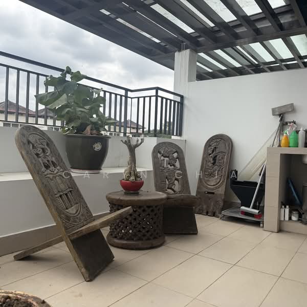 The Springside, Springside Walk, 6 Bedrooms, 3,488 sqft, Terraced House For Rent, by Caryn Chia, 500064722 - Balcony - PropertyGuru.com.sg