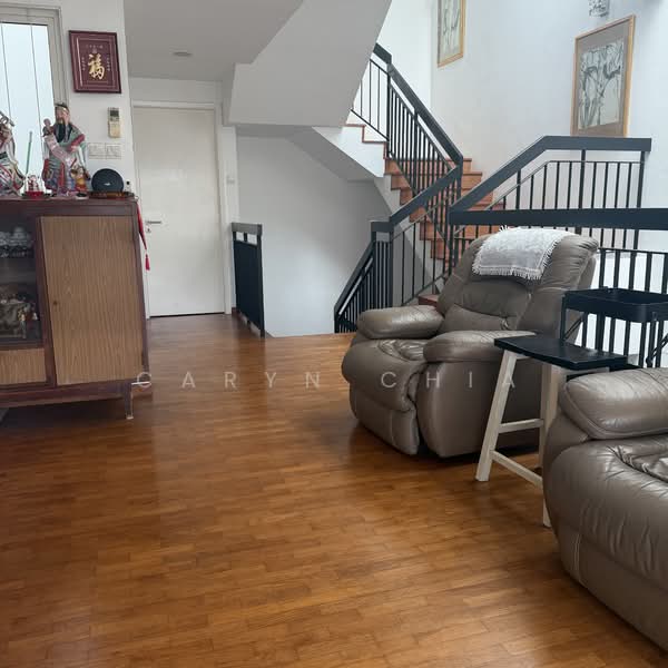 The Springside, Springside Walk, 6 Bedrooms, 3,488 sqft, Terraced House For Rent, by Caryn Chia, 500064722 - Living Room - PropertyGuru.com.sg