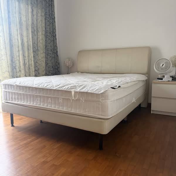 The Springside, Springside Walk, 6 Bedrooms, 3,488 sqft, Terraced House For Rent, by Caryn Chia, 500064722 - Bedroom - PropertyGuru.com.sg