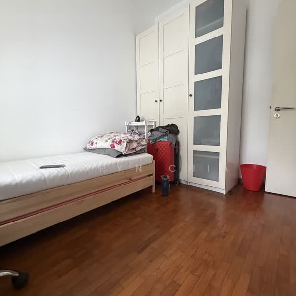 The Springside, Springside Walk, 6 Bedrooms, 3,488 sqft, Terraced House For Rent, by Caryn Chia, 500064722 - Bedroom - PropertyGuru.com.sg