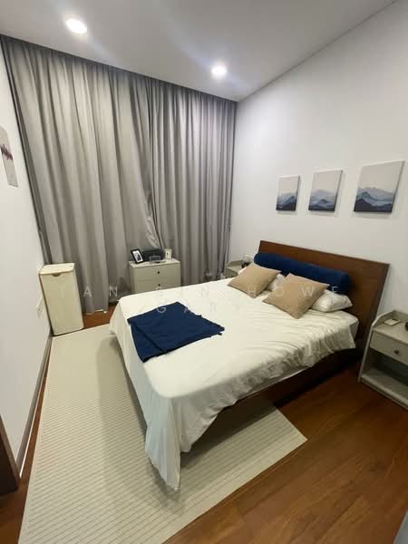 8 Hullet, 8 Hullet Road, 2 Bedrooms, 667 sqft, Condominium For Rent, by Tan Sin Howe Gary, 500064726 - Fitted Master Bedroom - PropertyGuru.com.sg