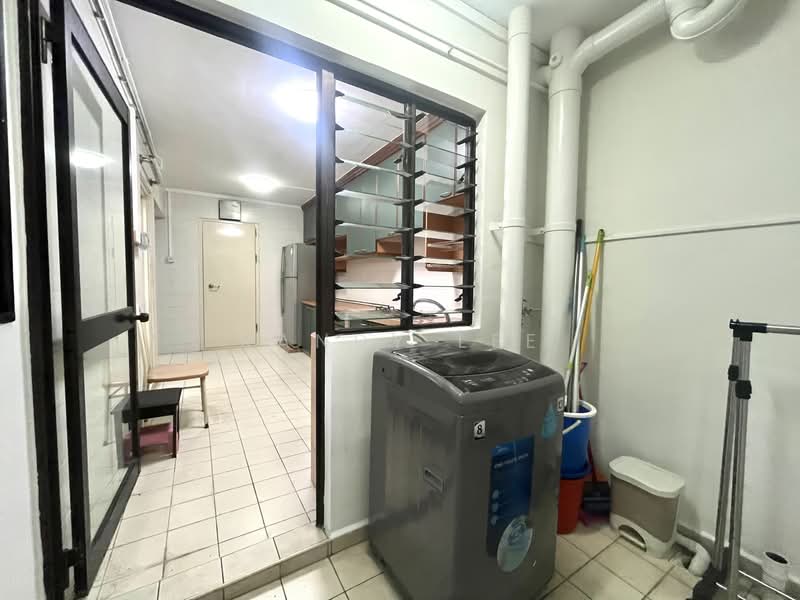 206A Compassvale Lane, 206A Compassvale Lane, 3 Bedrooms, 1,314 sqft, HDB Flat For Rent, by Randy Lee, 500064741 - Kitchen - PropertyGuru.com.sg