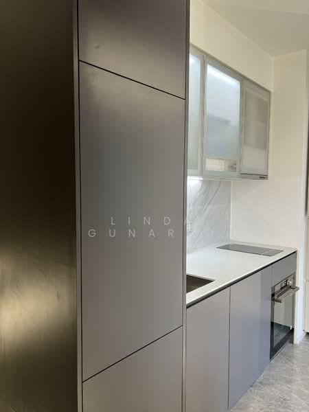 The M, 30 Middle Road, 2 Bedrooms, 525 sqft, Condominium For Rent, by Linda Gunarso, 500064759 - Kitchen - PropertyGuru.com.sg
