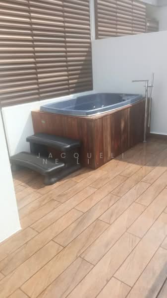 Greenwood Mews, 271 Greenwood Avenue, 5 Bedrooms, 3,165 sqft, Cluster House For Rent, by Jacqueline Liew Pooi Fun, 500064764 - Bathroom - PropertyGuru.com.sg