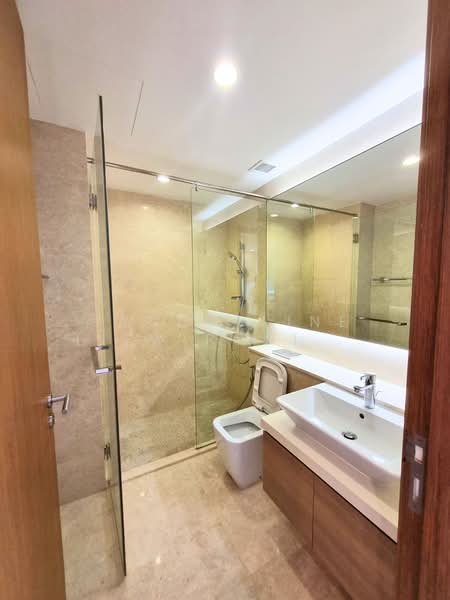 Greenwood Mews, 271 Greenwood Avenue, 5 Bedrooms, 3,165 sqft, Cluster House For Rent, by Jacqueline Liew Pooi Fun, 500064764 - Bathroom - PropertyGuru.com.sg