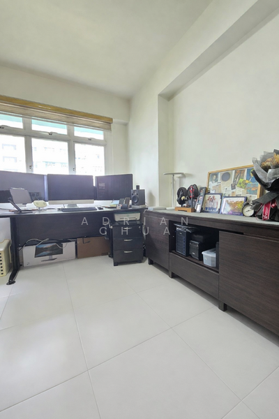 315C Yishun Greenwalk, 315C Yishun Avenue 9, 3 Bedrooms, 990 sqft, HDB Flat For Sale, by Adrian Chua, 500064772 - Bedroom - PropertyGuru.com.sg