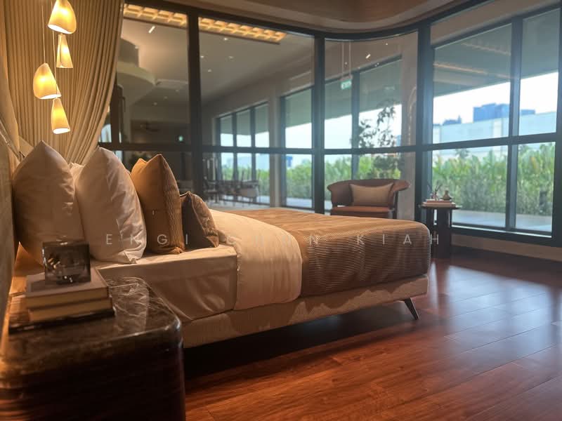 One Marina Gardens Condominium For Sale at S$ 4,702,800 | PropertyGuru Singapore - Bedroom