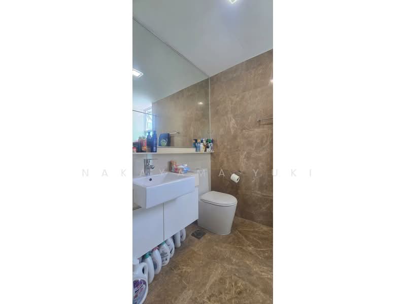 Caspian, 56 Lakeside Drive, 3 Bedrooms, 1,001 sqft, Condominium For Rent, by Nakayama Yuki, 500064787 - Bathroom - PropertyGuru.com.sg