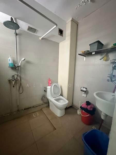 535 Serangoon North Avenue 4, 535 Serangoon North Avenue 4, 4 Bedrooms, 1,603 sqft, HDB Flat For Rent, by Alson Ong, 500064789 - Bathroom - PropertyGuru.com.sg