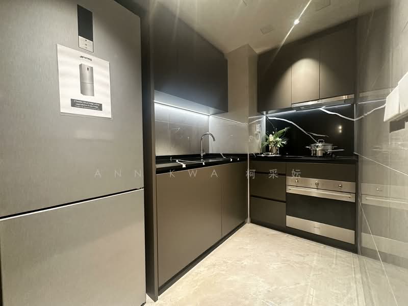 One Marina Gardens Condominium For Sale at S$ 1,835,300 | PropertyGuru Singapore - Kitchen