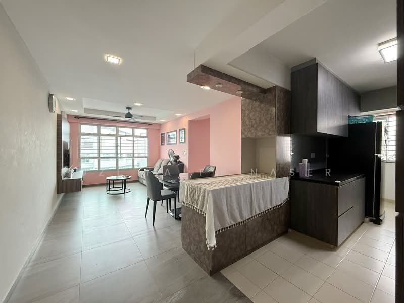 672D Edgefield Plains HDB Flat For Sale at S$ 629,999 | PropertyGuru Singapore - Living Room