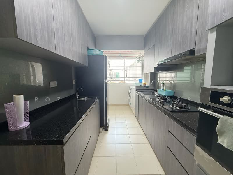 672D Edgefield Plains HDB Flat For Sale at S$ 629,999 | PropertyGuru Singapore