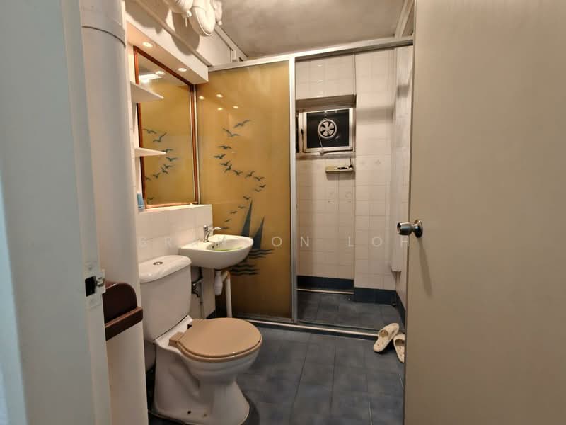 710 Pasir Ris Street 72, 710 Pasir Ris Street 72, 4 Bedrooms, 1,539 sqft, HDB Flat For Rent, by Brandon Loh, 500064807 - Bathroom - PropertyGuru.com.sg