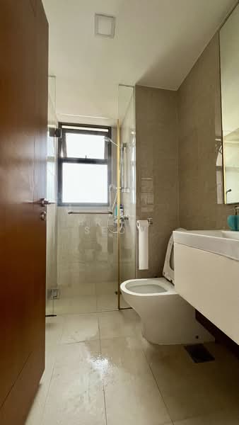 Kovan Regency, 38 Kovan Rise, Room Rental, 100 sqft, Condominium For Rent, by Brent Seow, 500064809 - Bathroom - PropertyGuru.com.sg