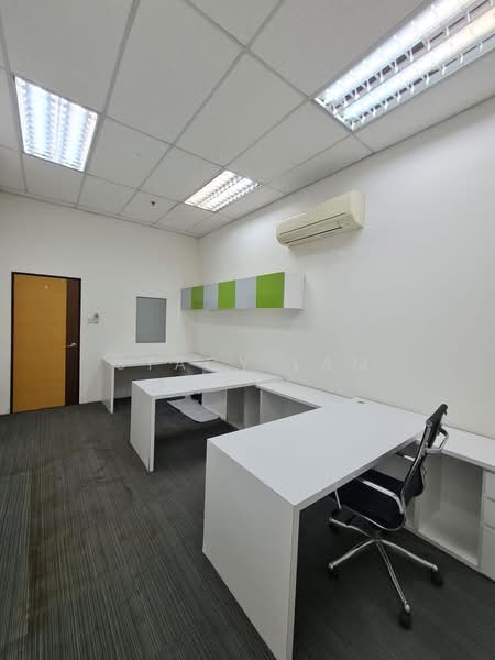 Toh Guan Centre, 21 Toh Guan Road East, 250 sqft, Factory / Workshop (B2) For Rent, by Stacy Lam, 500064816 - Interior - CommercialGuru.com.sg