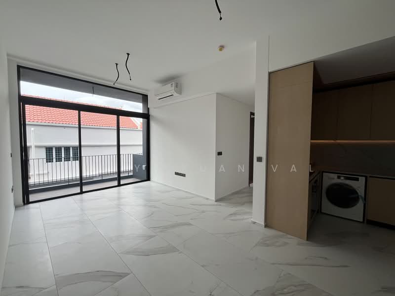 Claydence Apartment For Sale at S$ 2,797,600 | PropertyGuru Singapore - Balcony