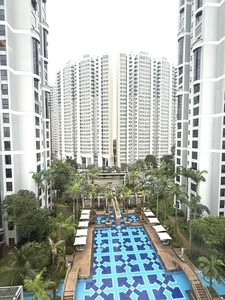 The Bayshore Condominium For Sale at S$ 1,380,000 | PropertyGuru Singapore - Exterior