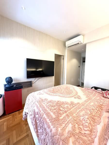 The Bayshore Condominium For Sale at S$ 1,380,000 | PropertyGuru Singapore - Bedroom