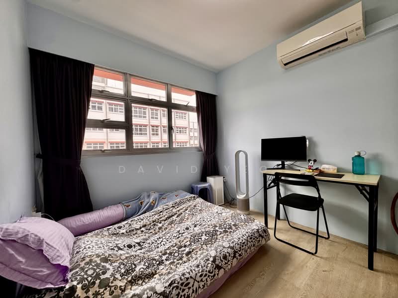 443A Bukit Batok West Avenue 8 HDB Flat For Sale at S$ 699,000 | PropertyGuru Singapore - Bedroom
