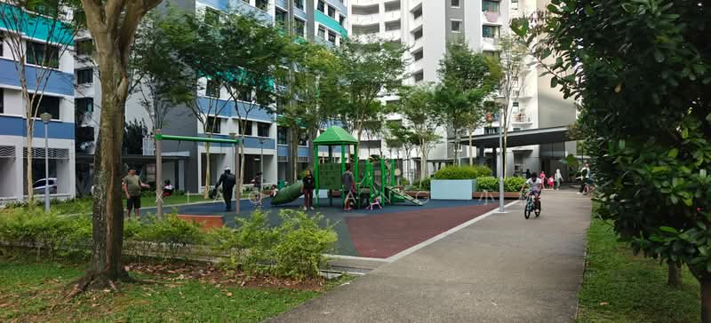 808A Choa Chu Kang Avenue 1 HDB Flat For Sale at S$ 738,888 | PropertyGuru Singapore - Exterior