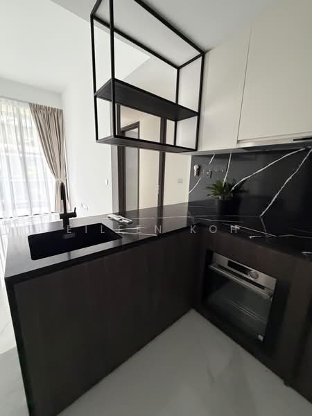 Jervois Mansion, 10 Jervois Close, 2 Bedrooms, 753 sqft, Condominium For Rent, by Eileen Koh, 500064854 - Kitchen - PropertyGuru.com.sg