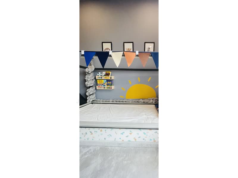 Viz at Holland, 221 Queensway, 4 Bedrooms, 2,390 sqft, Condominium For Rent, by Jane Tan, 500064858 - Bedroom - PropertyGuru.com.sg