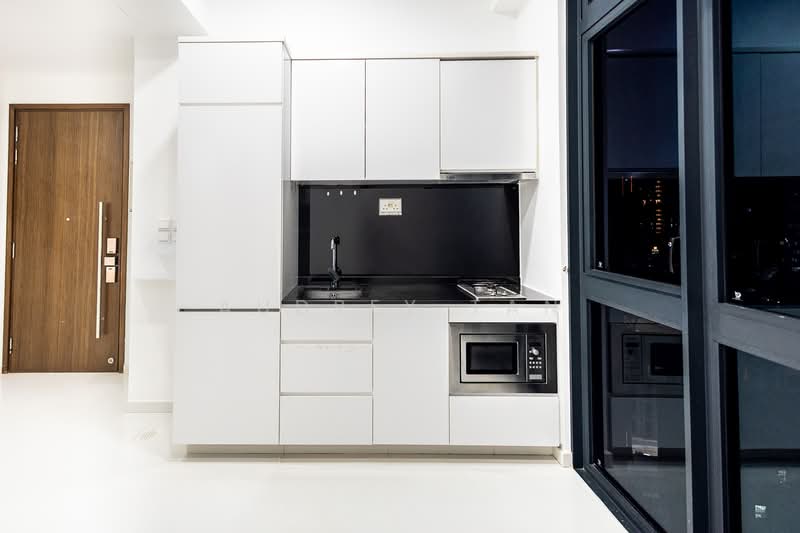 VA Residences Condominium For Sale at S$ 868,888 | PropertyGuru Singapore - Kitchen