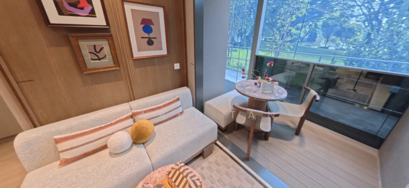 Irwell Hill Residences Condominium For Sale at S$ 2,500,000 | PropertyGuru Singapore - Living Room