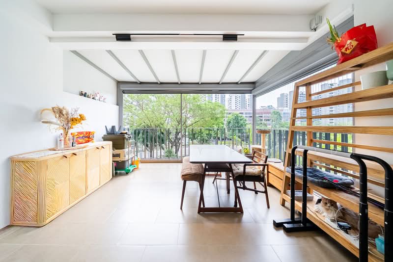 Riversails Condominium For Sale at S$ 1,400,000 | PropertyGuru Singapore - Balcony