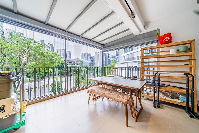 Riversails Condominium For Sale at S$ 1,400,000 | PropertyGuru Singapore - Balcony