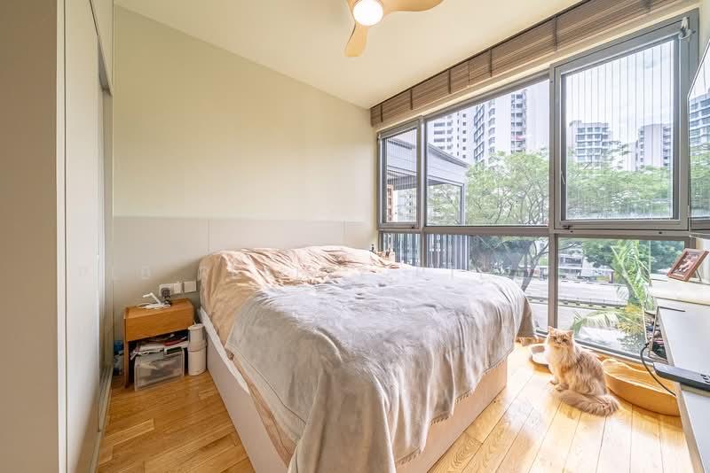 Riversails Condominium For Sale at S$ 1,400,000 | PropertyGuru Singapore - Bedroom