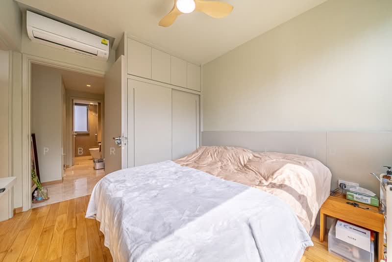Riversails Condominium For Sale at S$ 1,400,000 | PropertyGuru Singapore - Bedroom