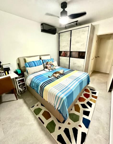 537 Bedok North Street 3, 537 Bedok North Street 3, 2 Bedrooms, 732 sqft, HDB Flat For Sale, by Anwar Pillay, 500064914 - Bedroom - PropertyGuru.com.sg