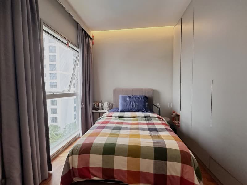 The Bayshore Condominium For Sale at S$ 1,380,000 | PropertyGuru Singapore - Bedroom