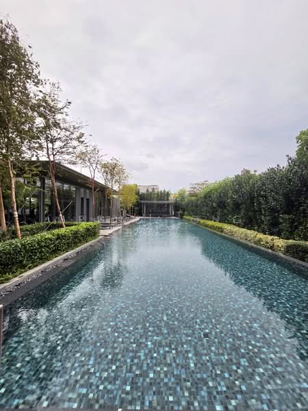 Margaret Ville Apartment For Sale at S$ 1,960,000 | PropertyGuru Singapore - Main Pool